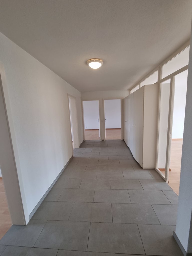 Appartamento di 5 locali, foto 8 di 9