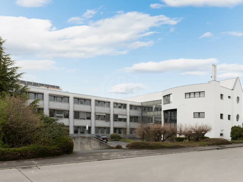 1610m² Industrieobjekt