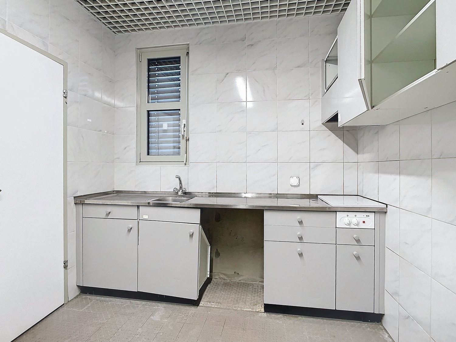 negozio di 90m²