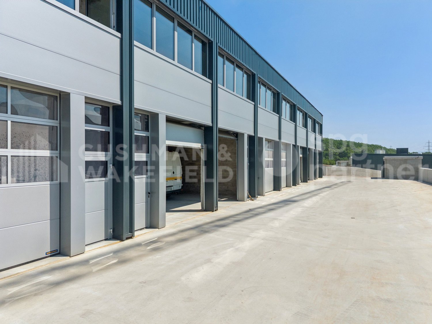 340m² atelier