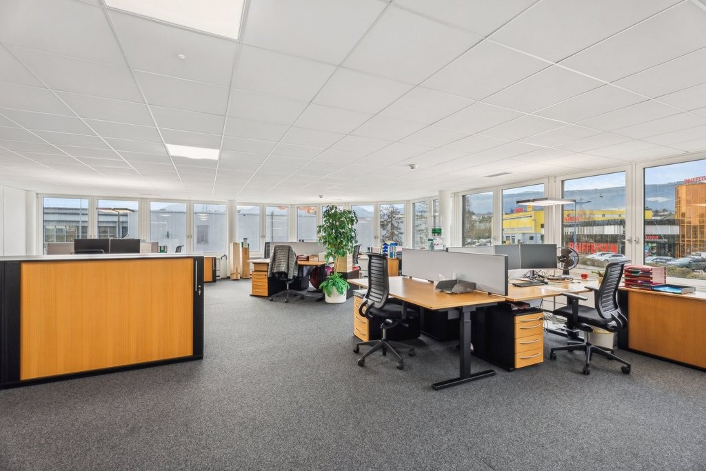 698m² Büro