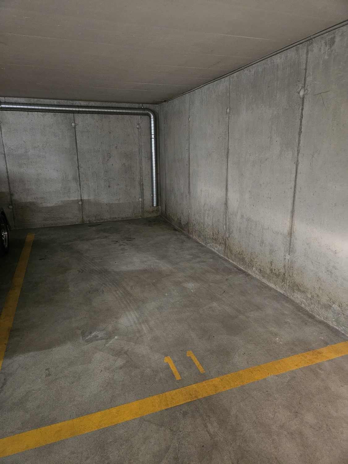 Posto auto sotterraneo, foto 2 di 2