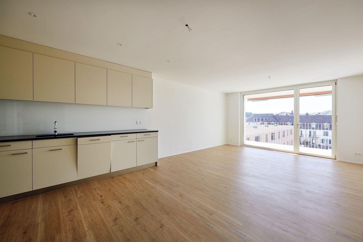 Appartamento di 2 ½ locali, foto 1 di 9
