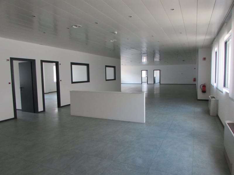 Office, foto 2 di 4