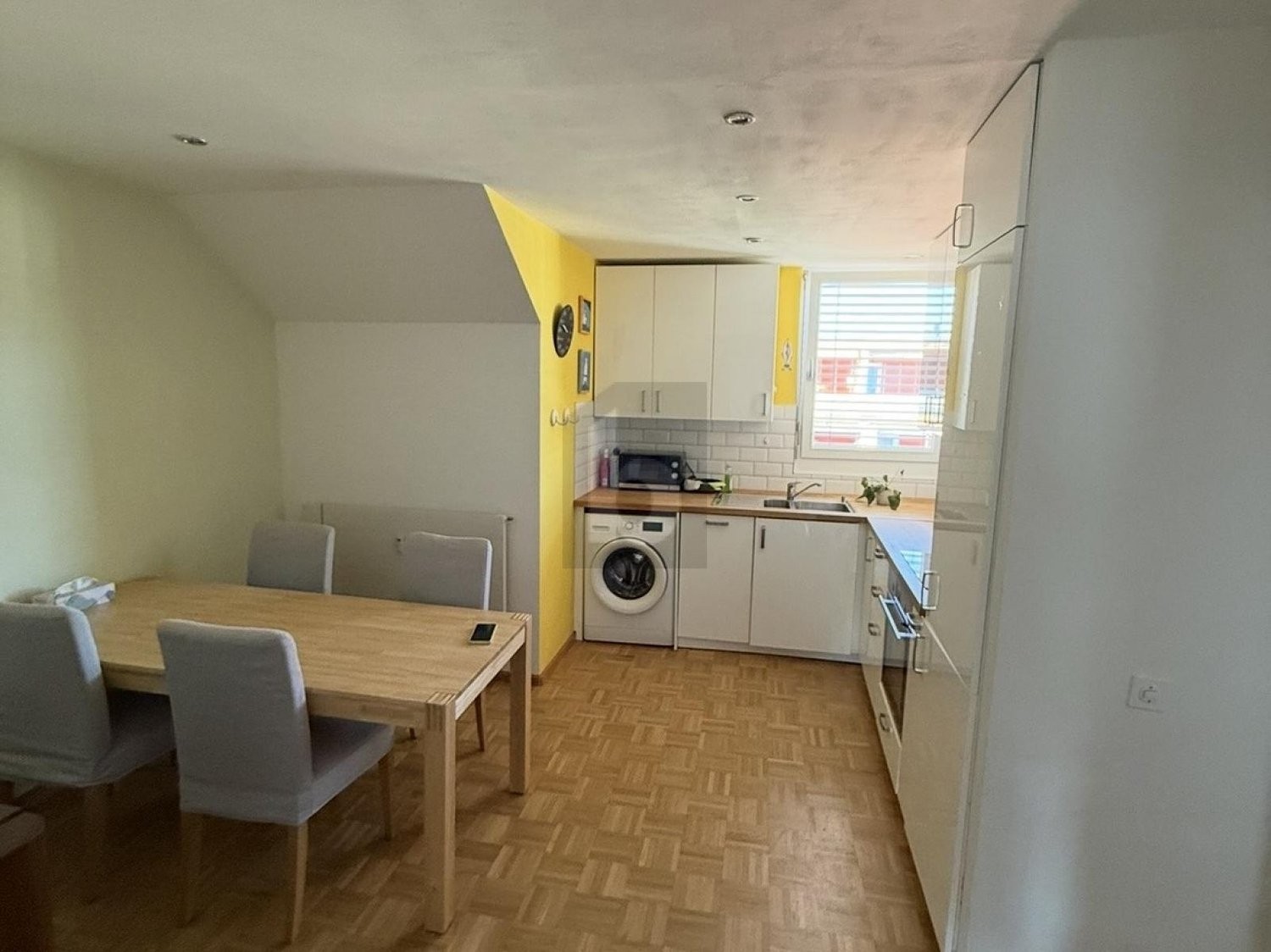 appartamento arredato con 3 locali, foto 4 di 4