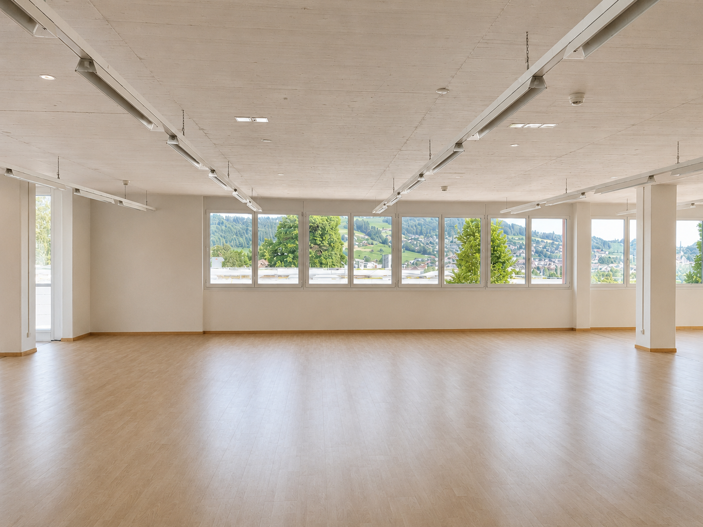 549m² office