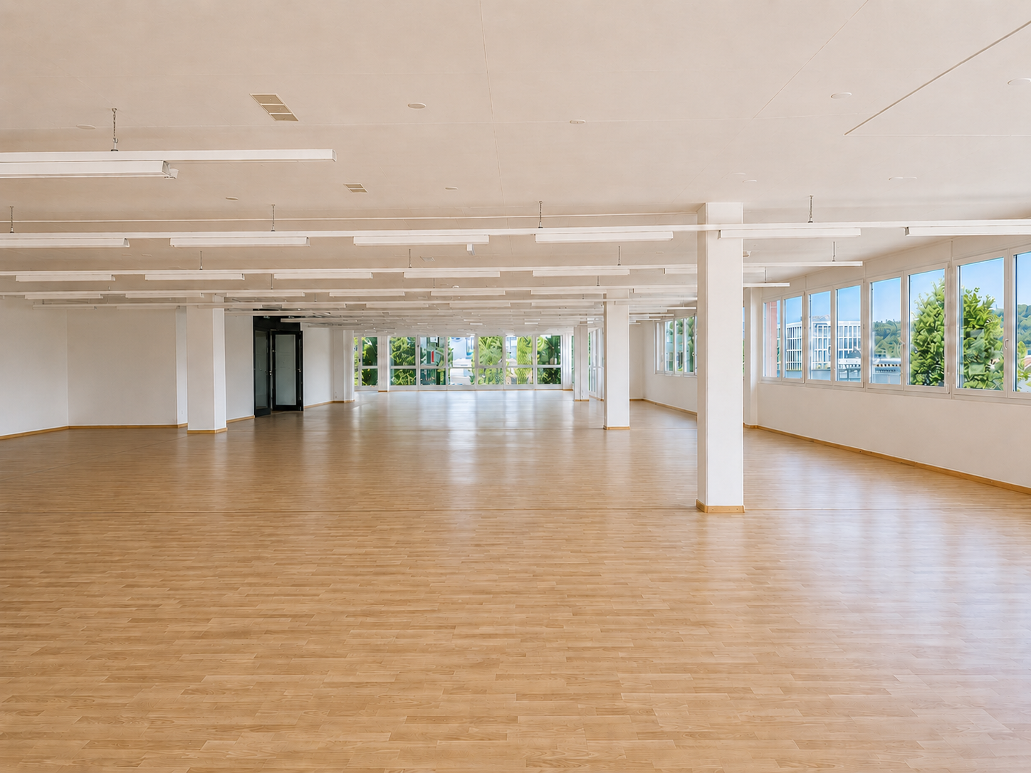 549m² office
