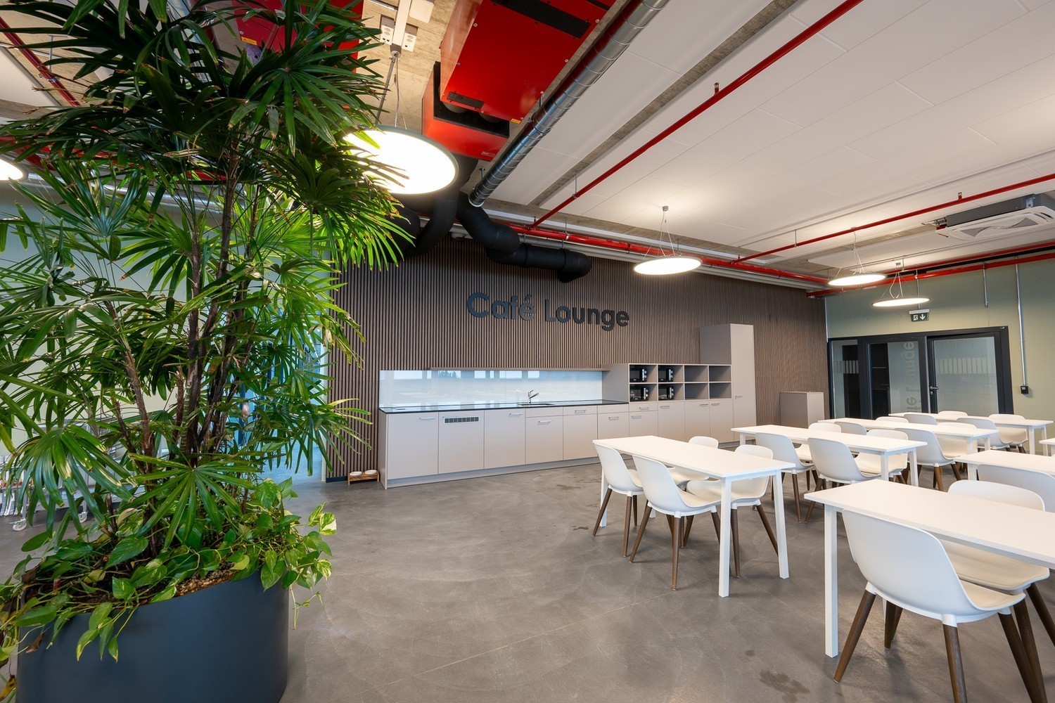 546m² deposito