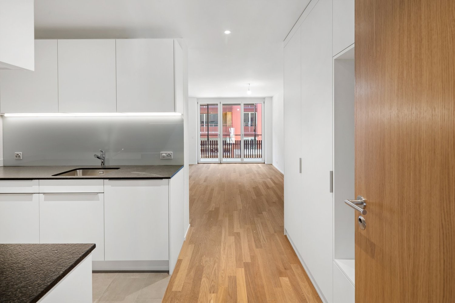 84m² commerciale, foto 7 di 10