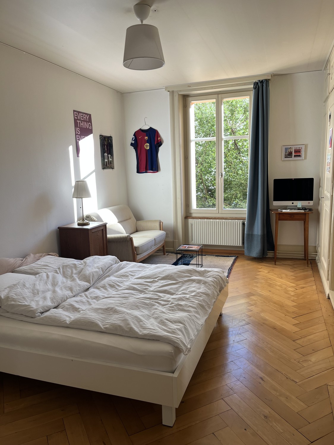 Camera in un appartamento condiviso