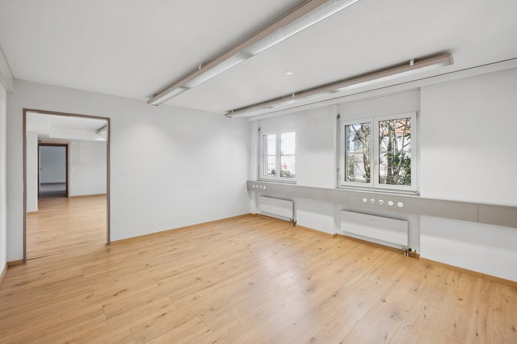95m² ufficio, foto 4 di 9