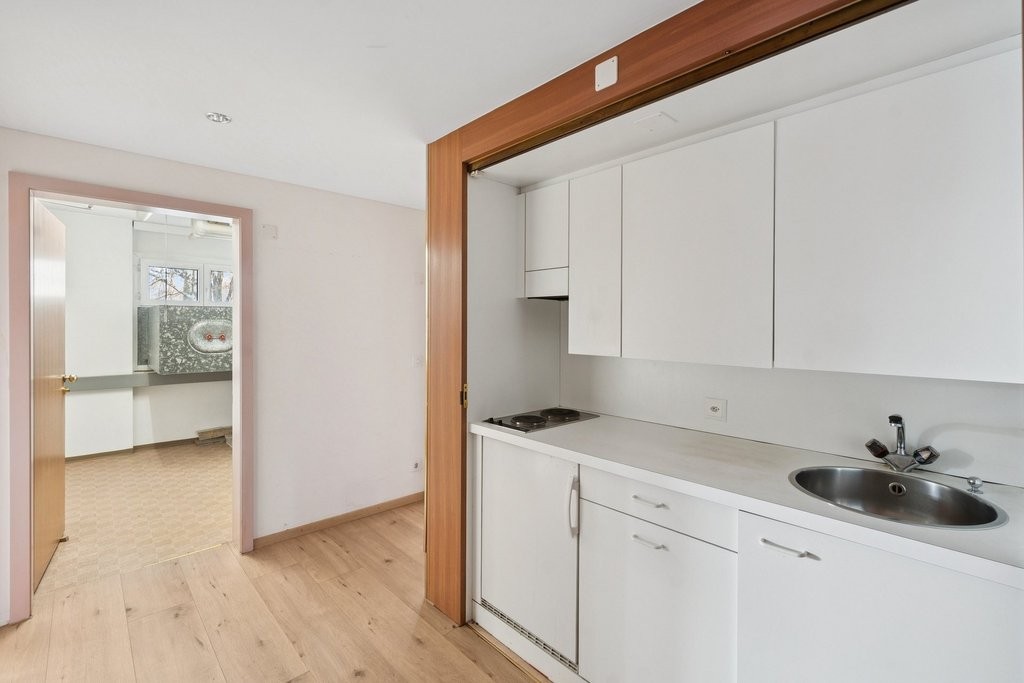 95m² ufficio, foto 8 di 9