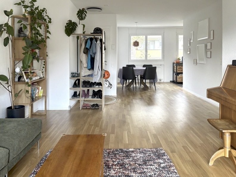 Appartamento arredato di 4 ½ locali, foto 2 di 8