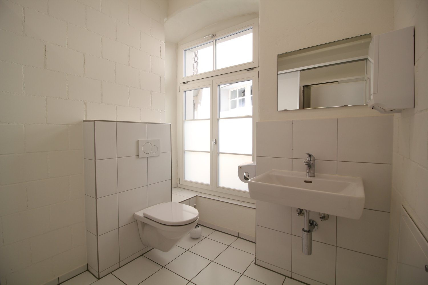 170m² commerciale