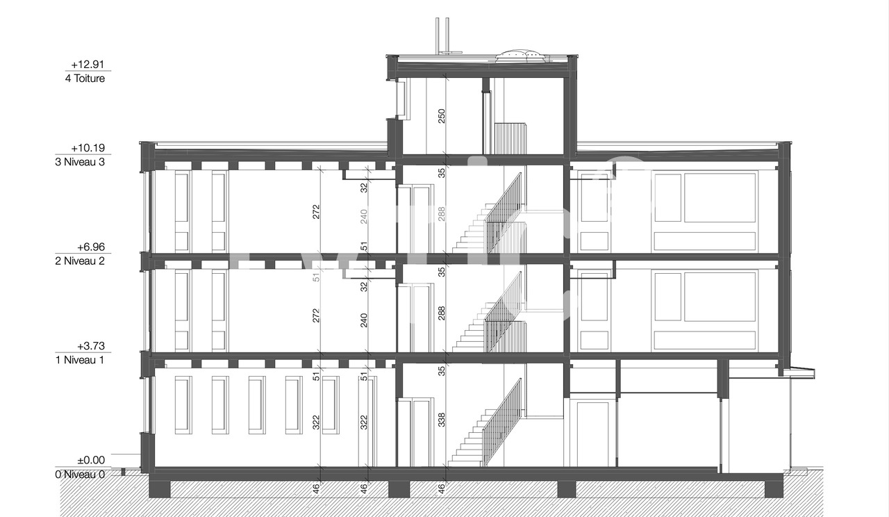 Atelier di 236m²