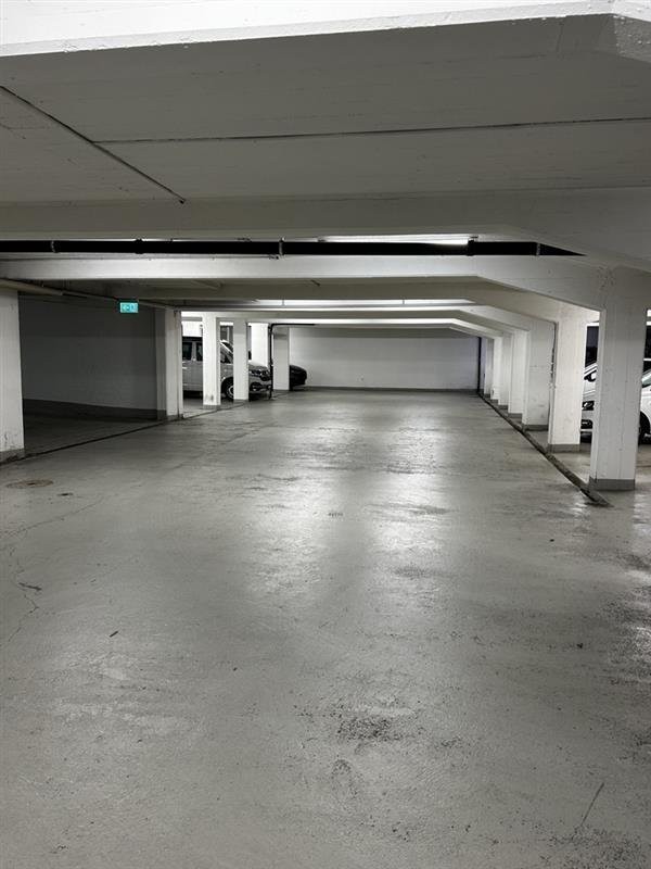 Posto auto interrato, foto 3 di 3