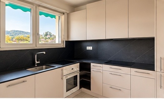 Appartamento mansardato di 2 ½ locali, foto 1 di 10