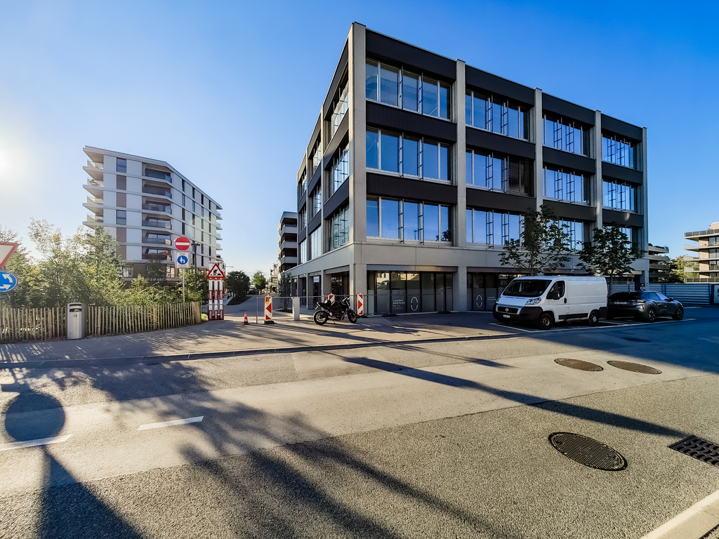 146m² department store