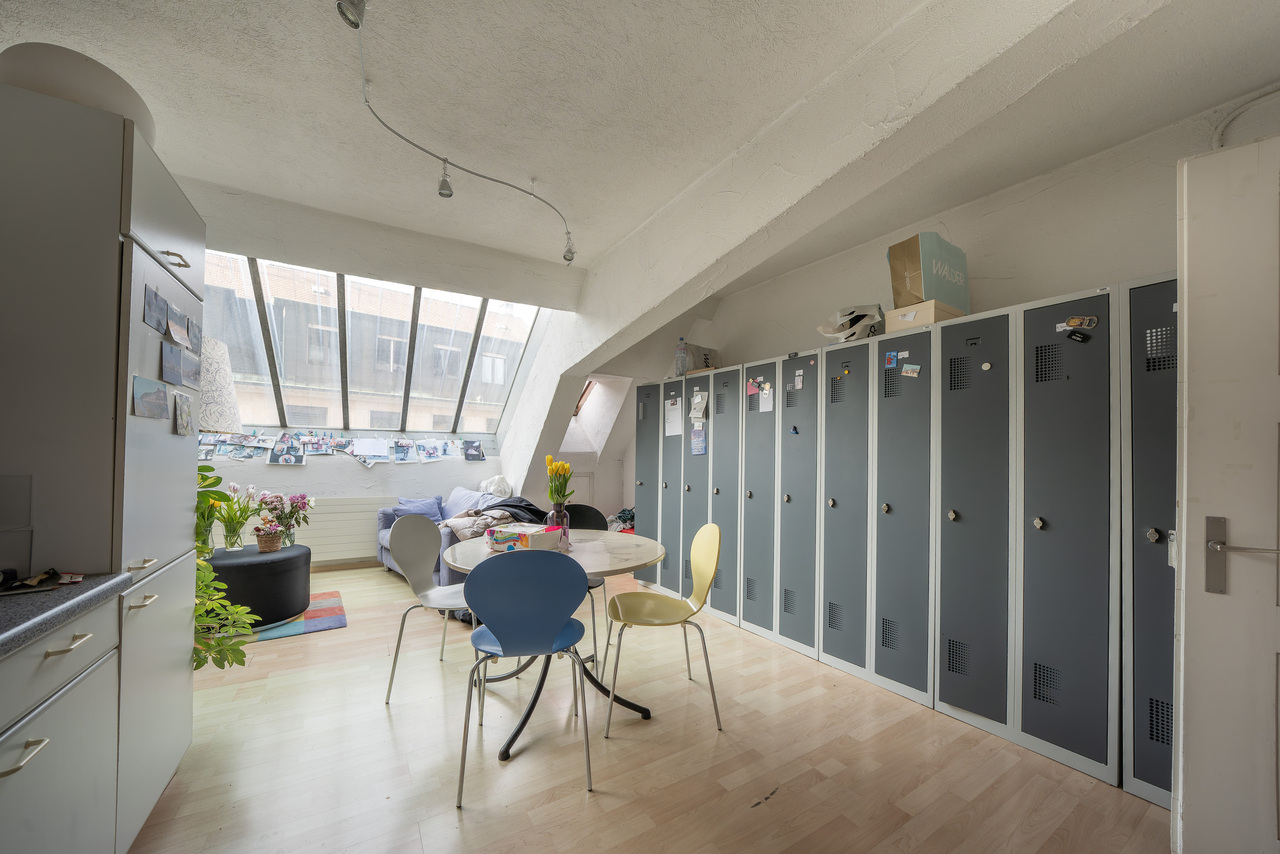 480m² negozio, foto 10 di 10