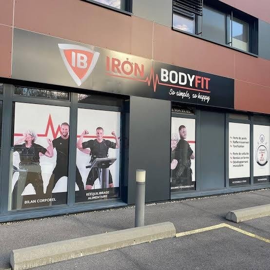 negozio di 83m²