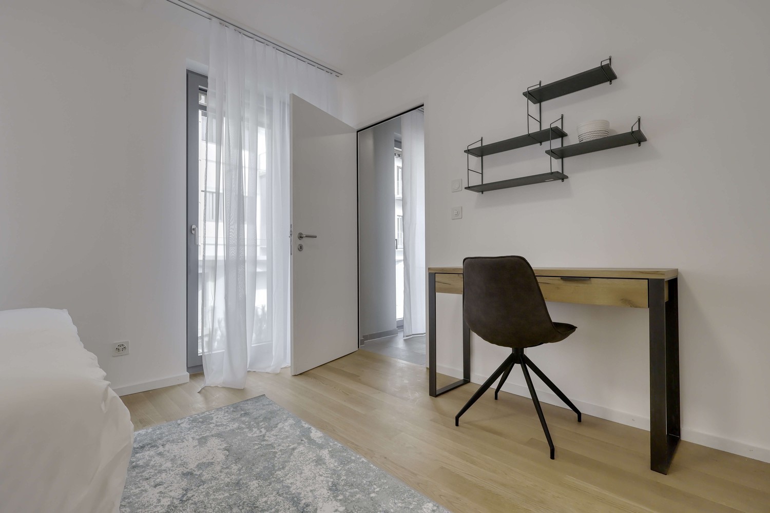 Studio, foto 10 di 10
