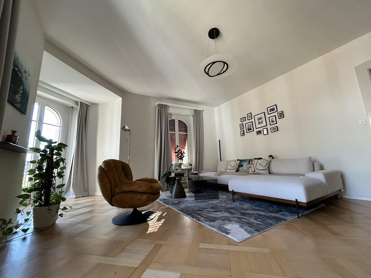 Appartamento di 2 ½ locali, foto 1 di 4