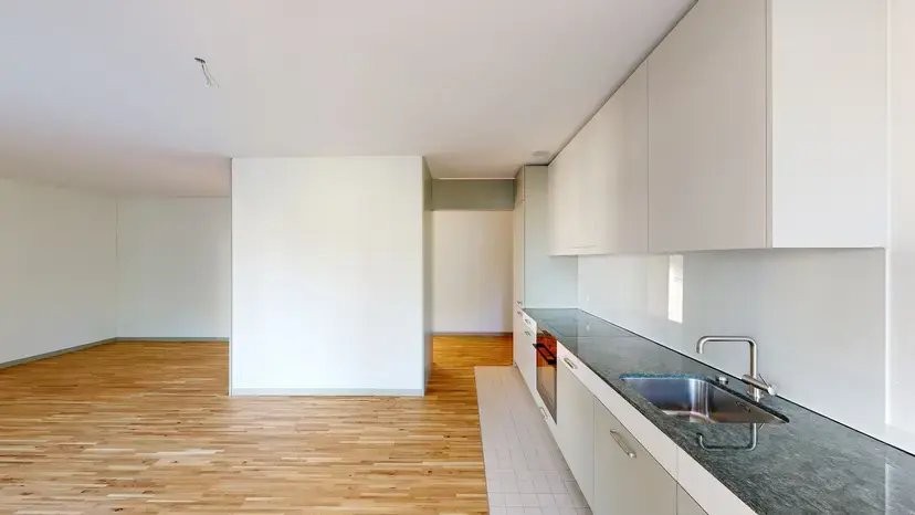 Appartamento mansardato di 2 ½ locali, foto 2 di 5