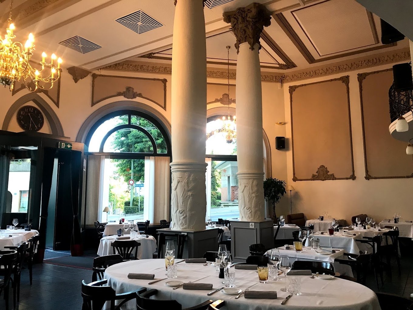 378m² ristorante, foto 2 di 3