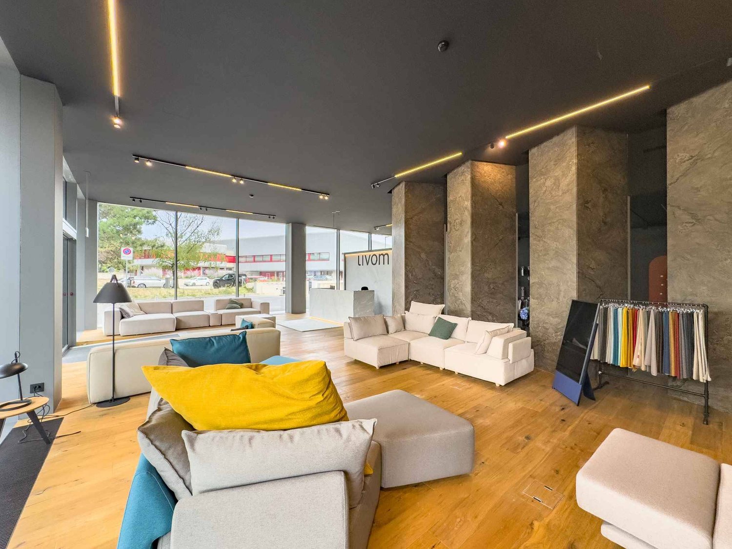 170m² arcade