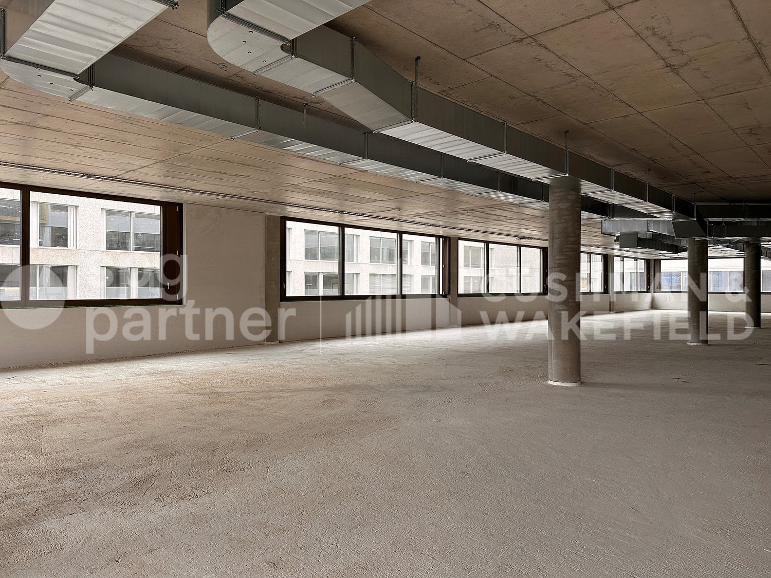 700m² commerciale