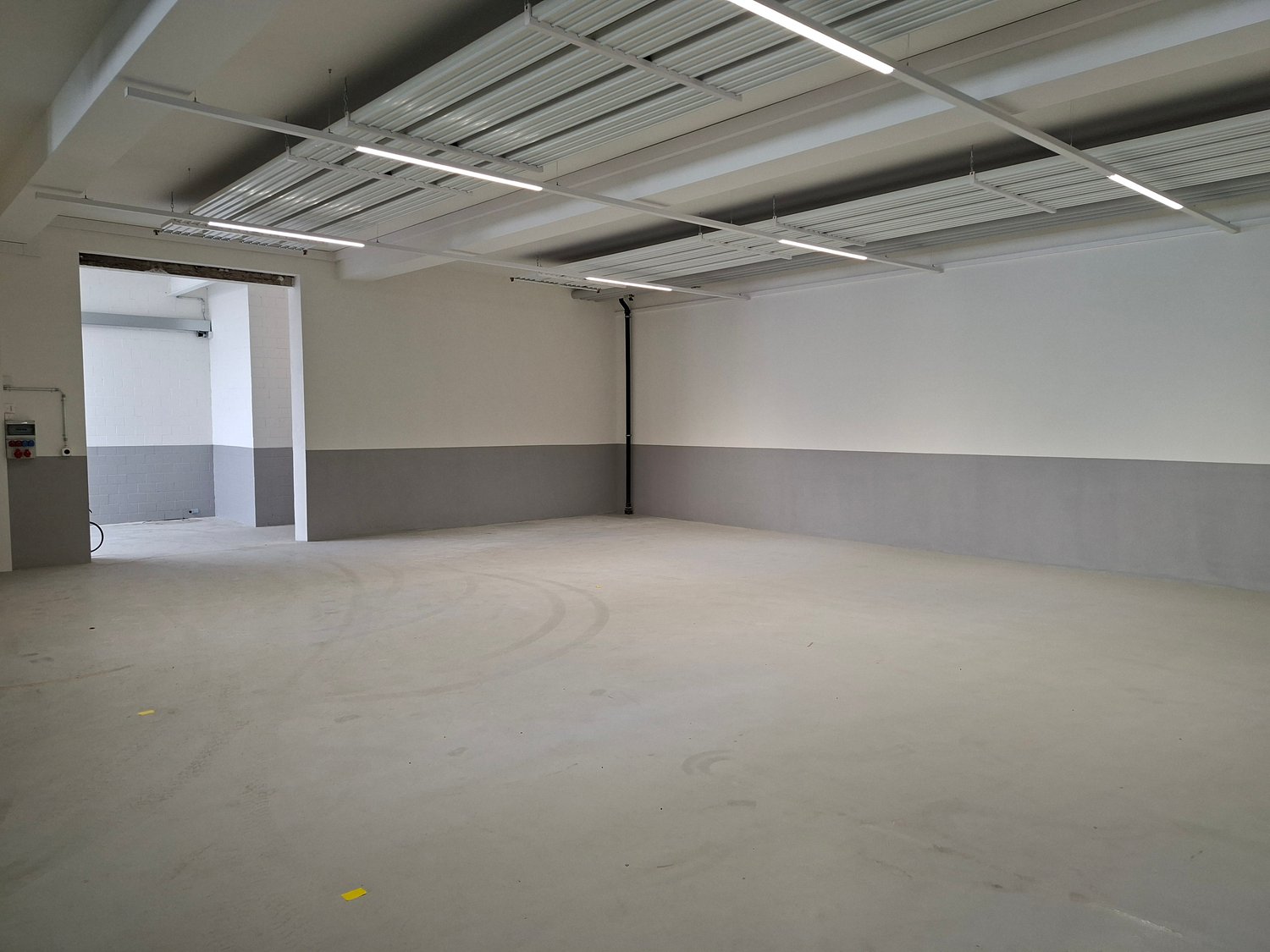 95m² oggetto industriale