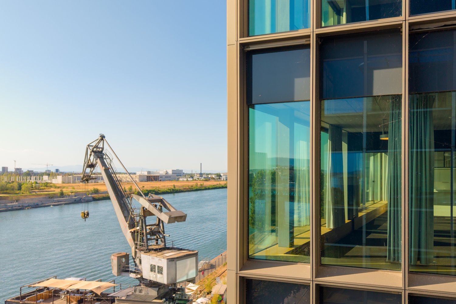 4000m² office