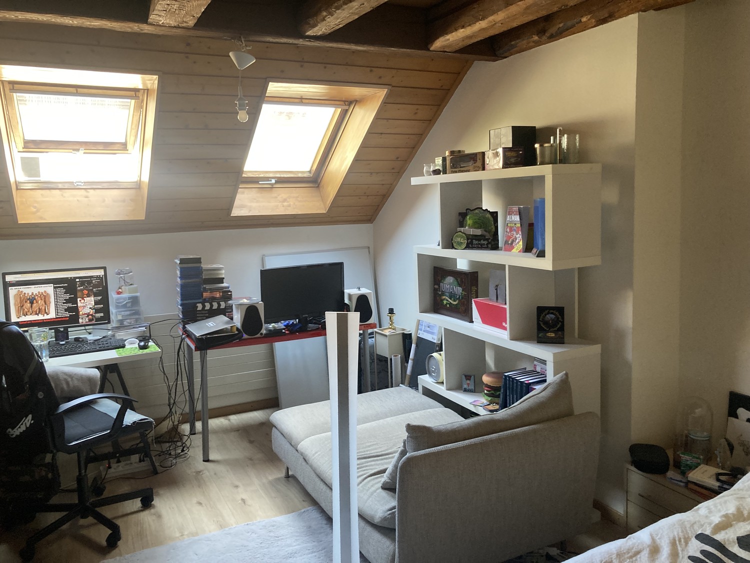 Camera in un appartamento condiviso, foto 4 di 6