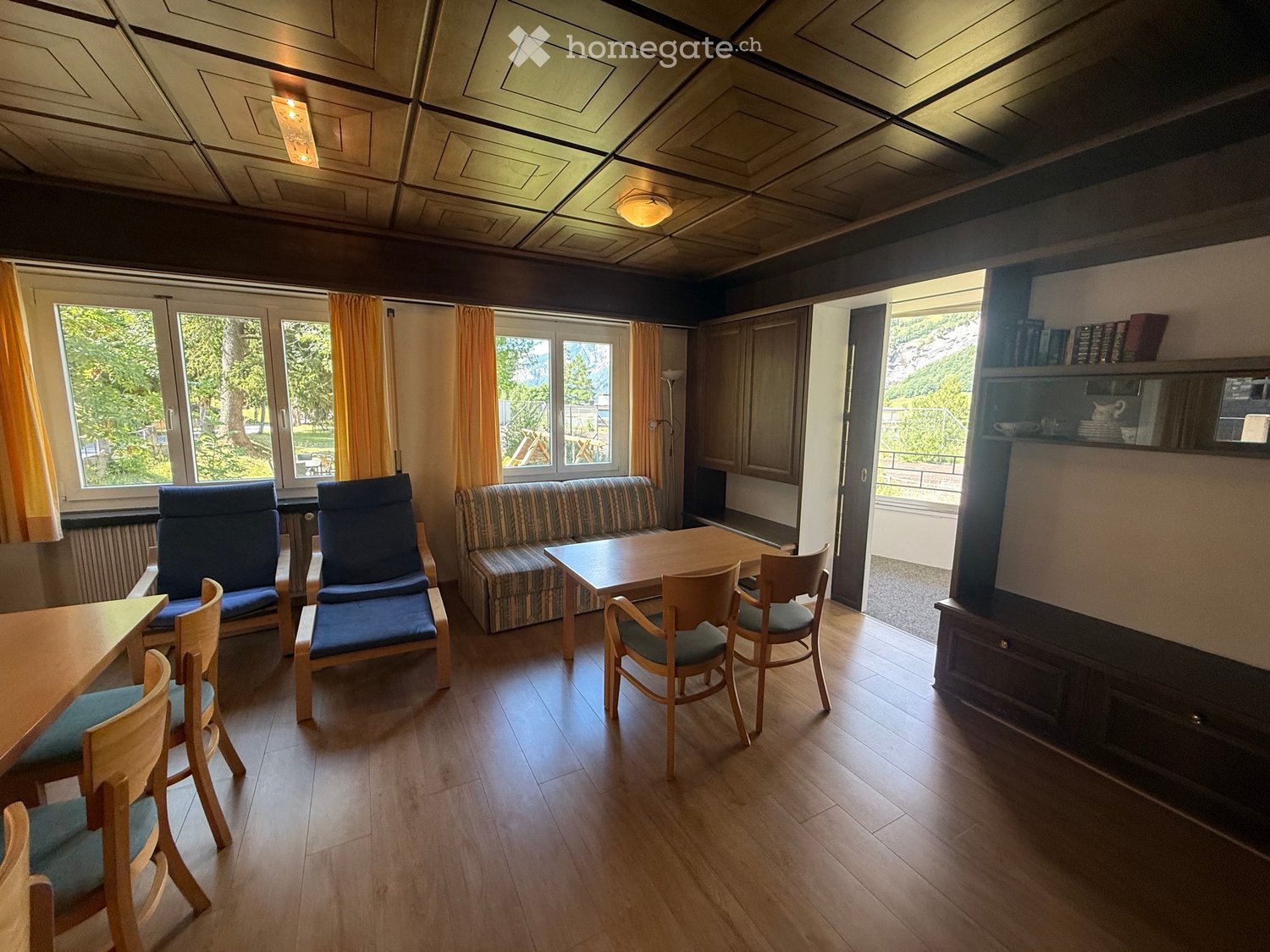 Appartamento di 4 locali","description":"Leukerbad, Appartement, 4,5 pces, calme, terrasse plein pied, garage souterrain1650 +150.-, disponibilité à convenir."} ➔ {