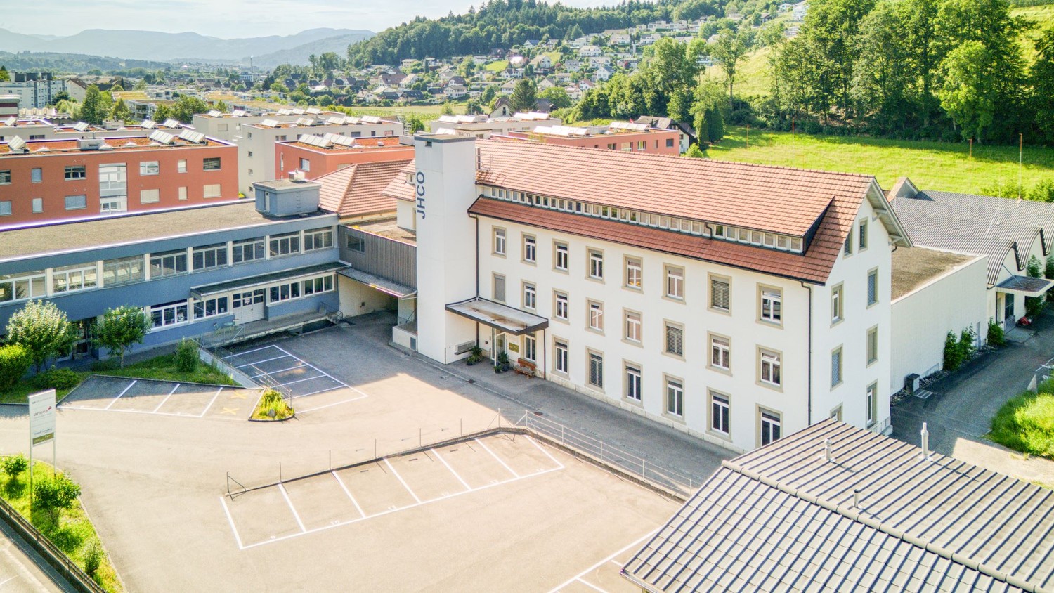 35m² commercial