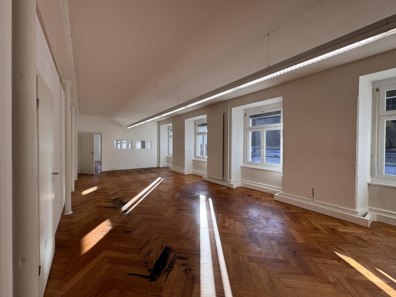 35m² commercial