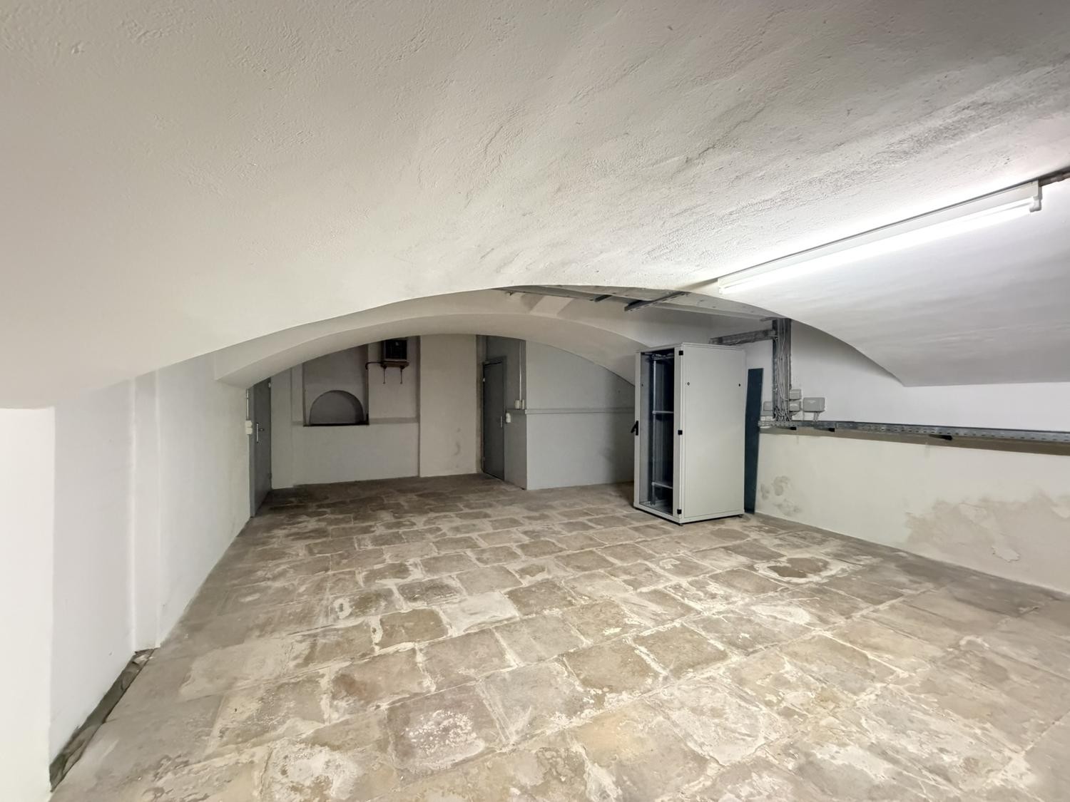 49m² locale hobby