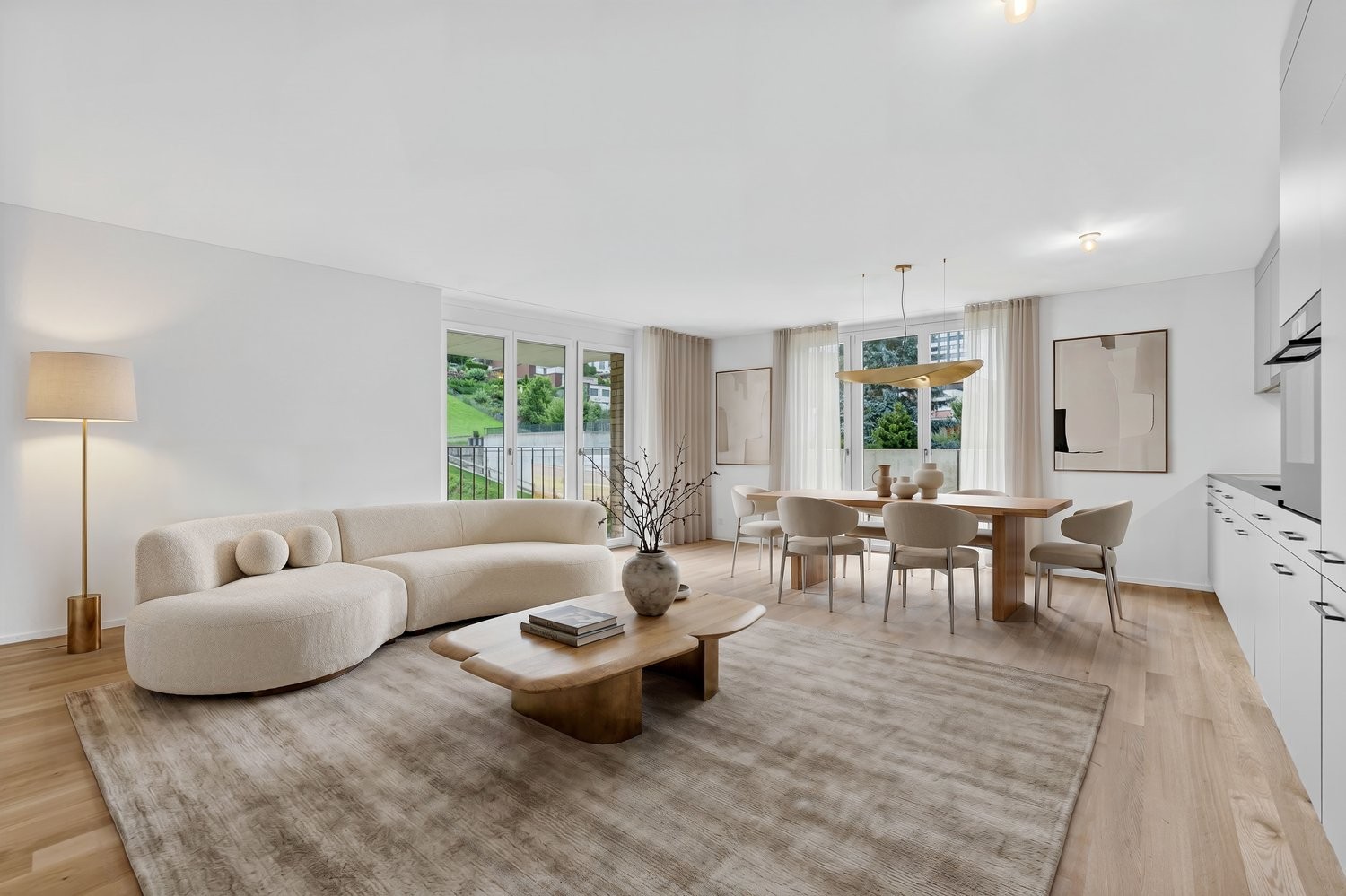 Appartamento di 5 ½ locali, foto 2 di 5