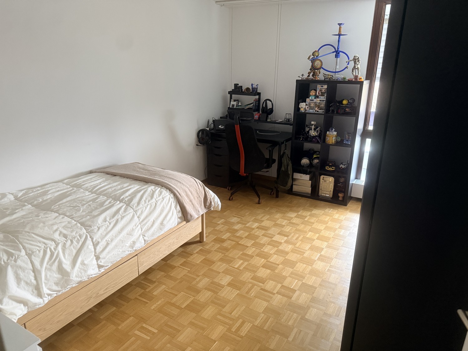Camera in un appartamento condiviso, foto 10 di 10