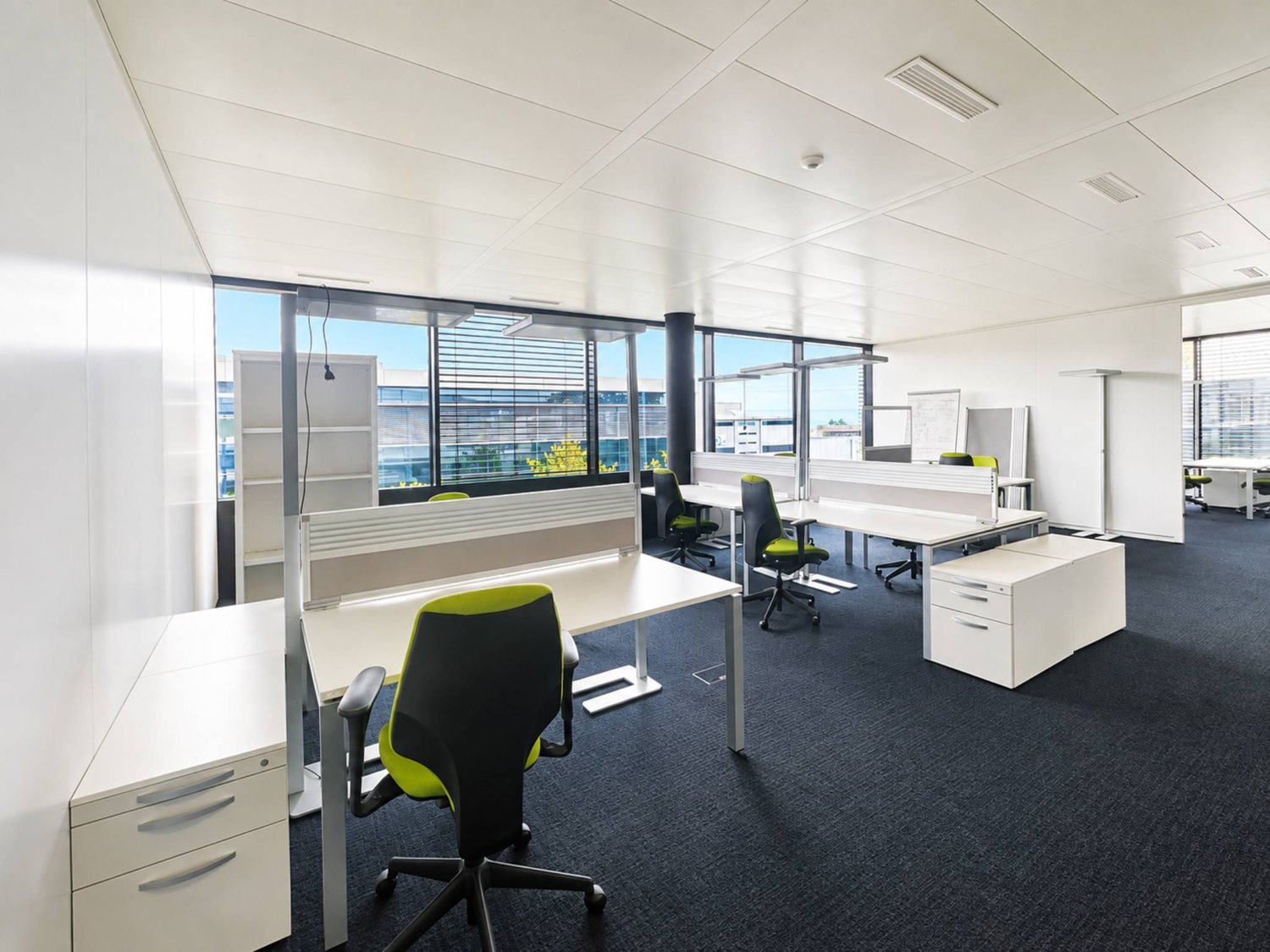 506m² ufficio, foto 1 di 7