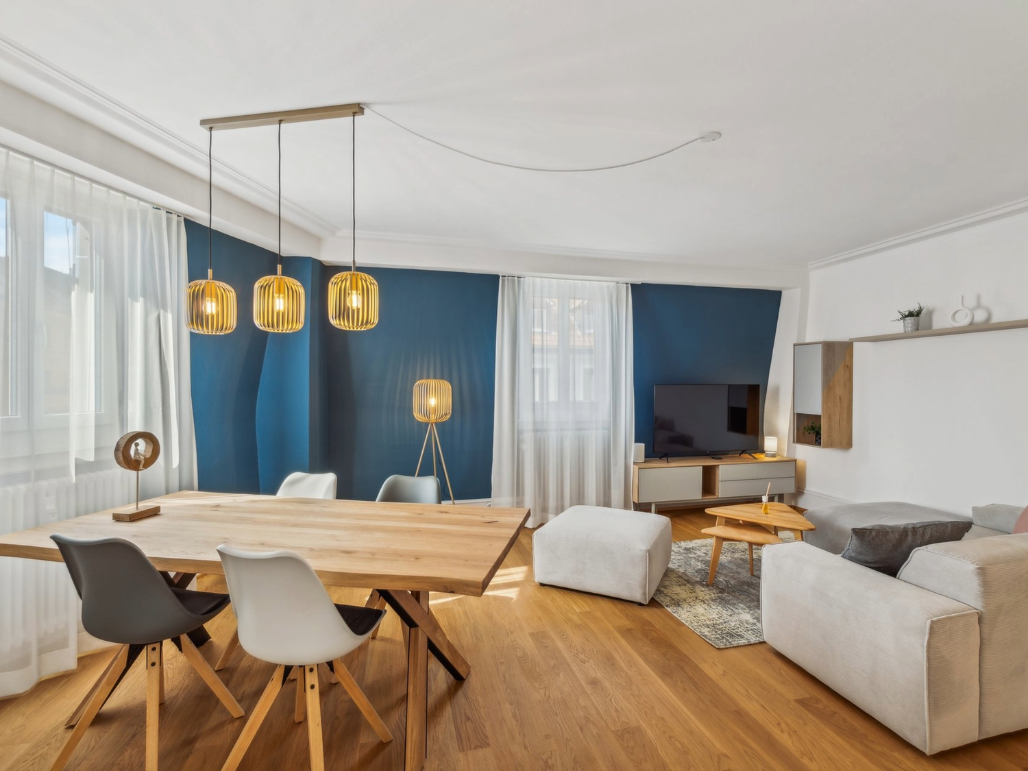 Appartamento di 2 ½ locali arredato, foto 2 di 7