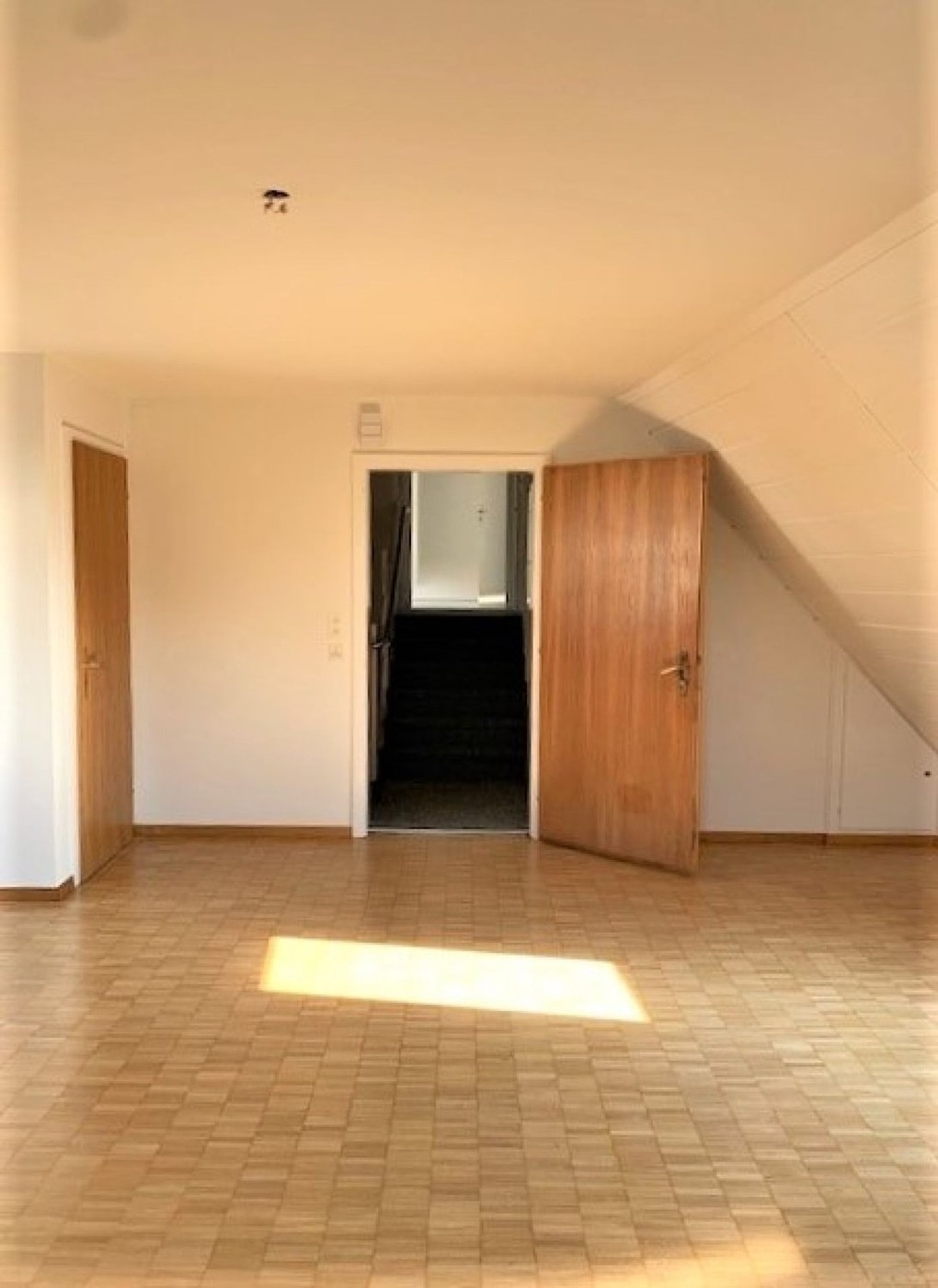 1 locali appartamento mansardato, foto 5 di 10
