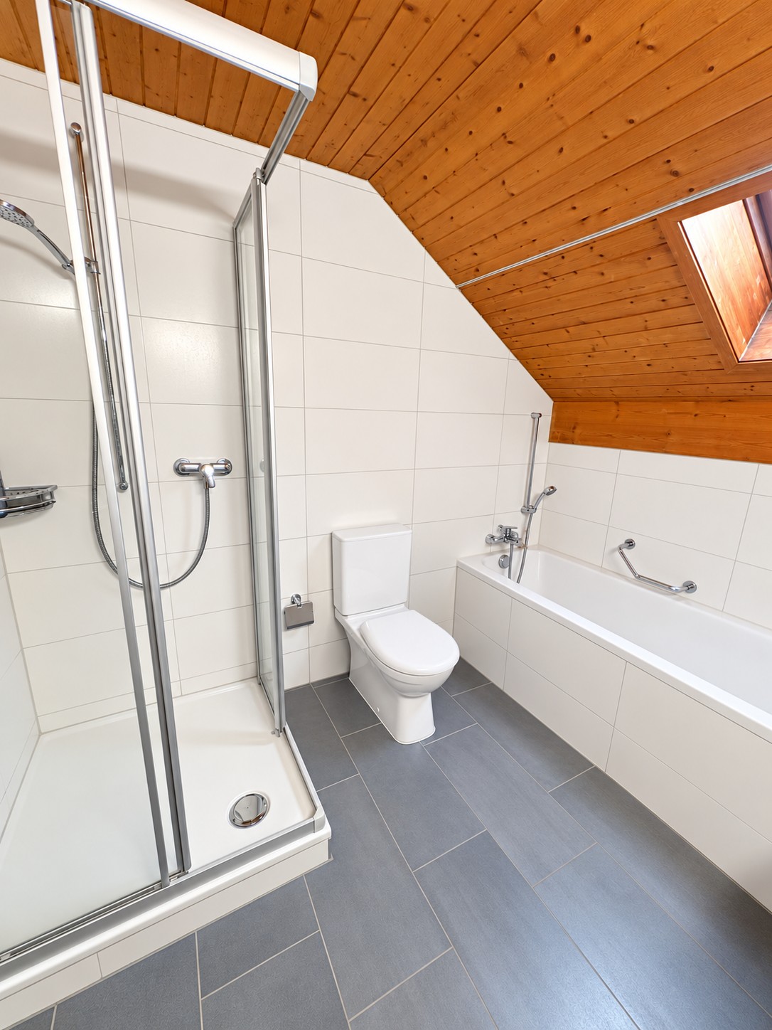 Appartamento mansardato di 3 ½ locali, foto 9 di 10