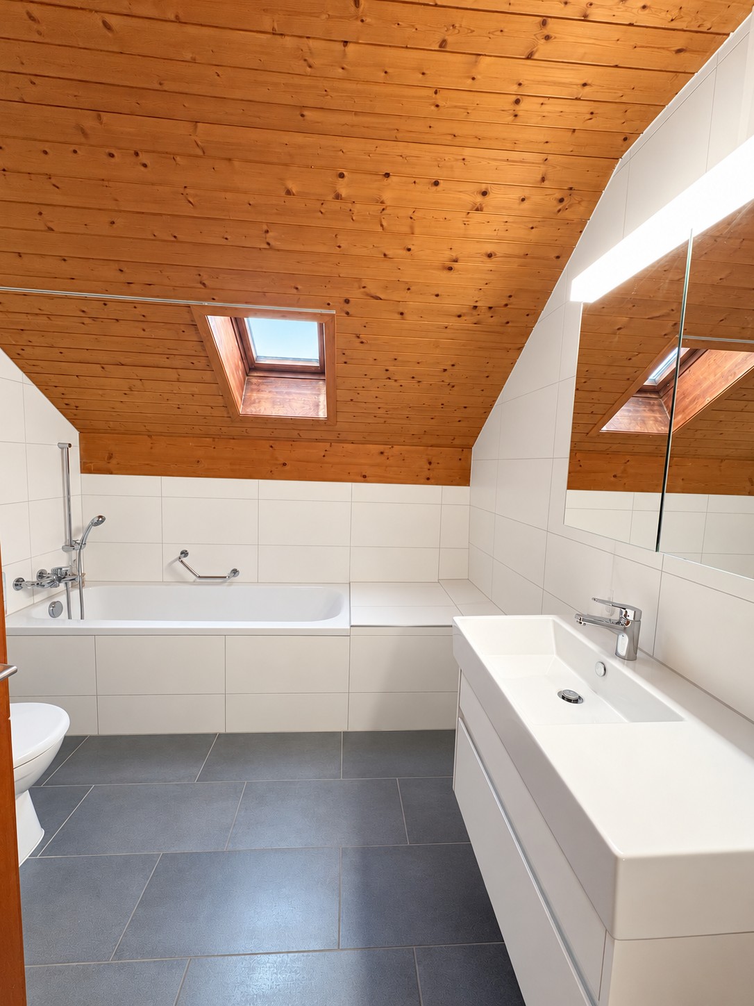 Appartamento mansardato di 3 ½ locali, foto 7 di 10