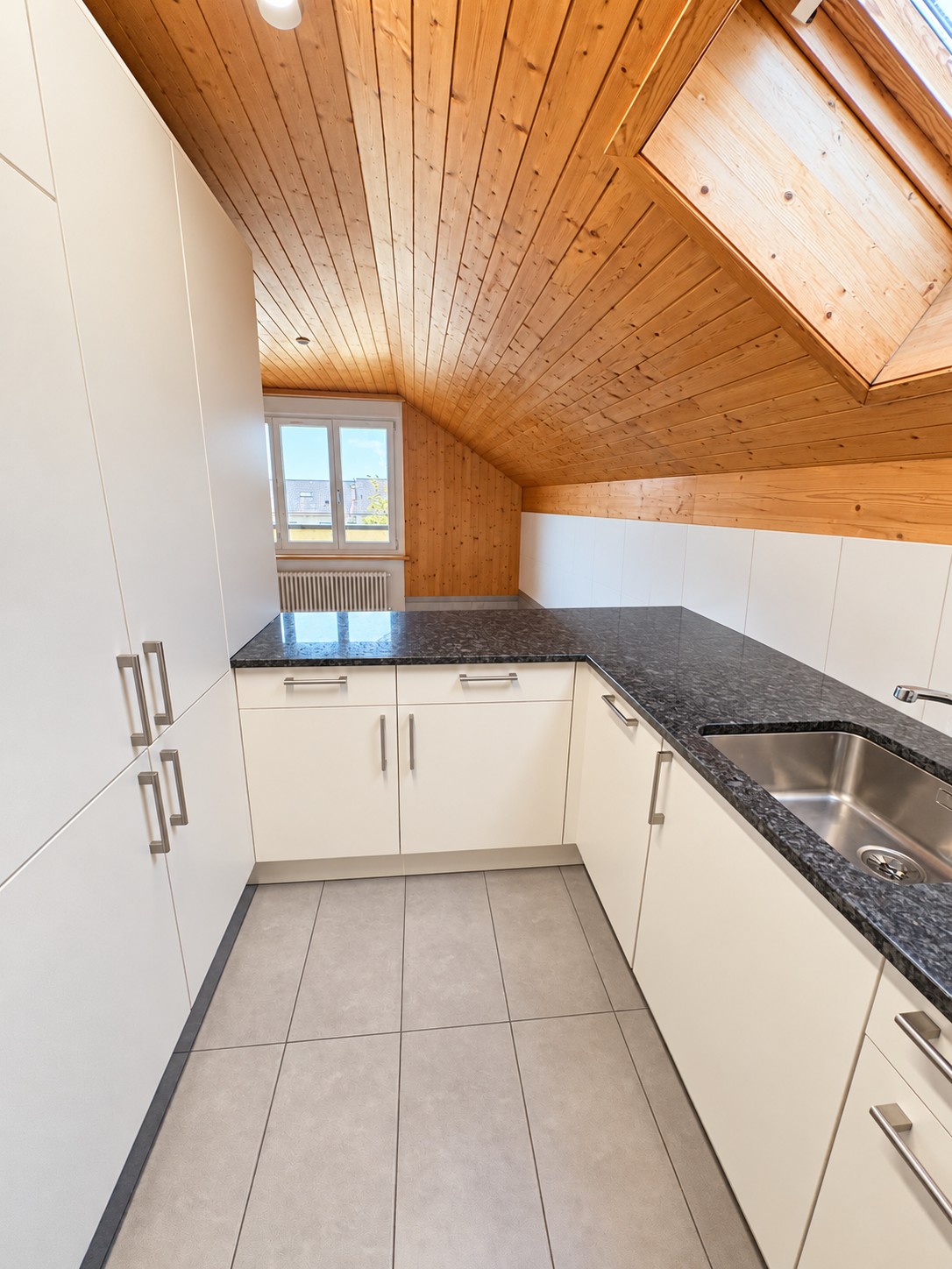 Appartamento mansardato di 3 ½ locali, foto 5 di 10