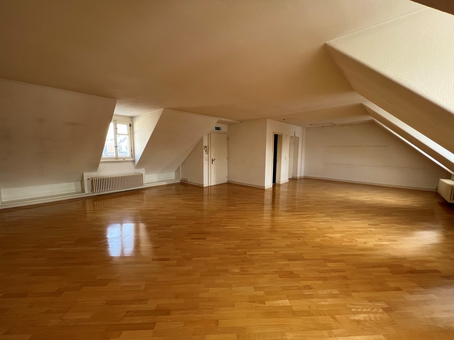 161m² commerciale, foto 6 di 7