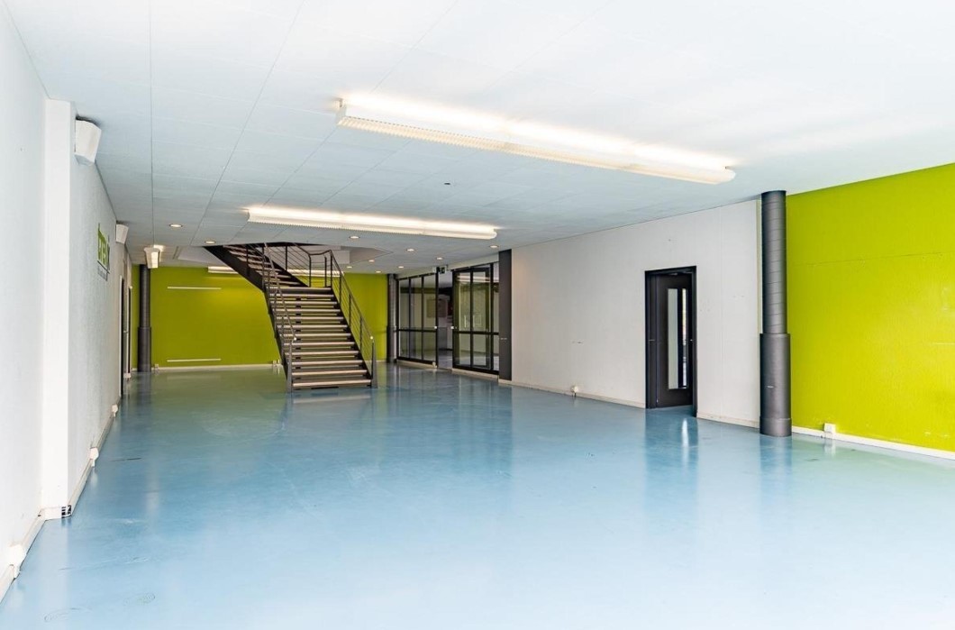 1532m² office, foto 6 di 8