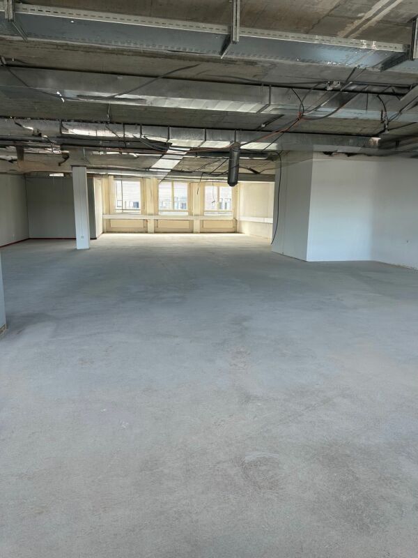420m² ufficio