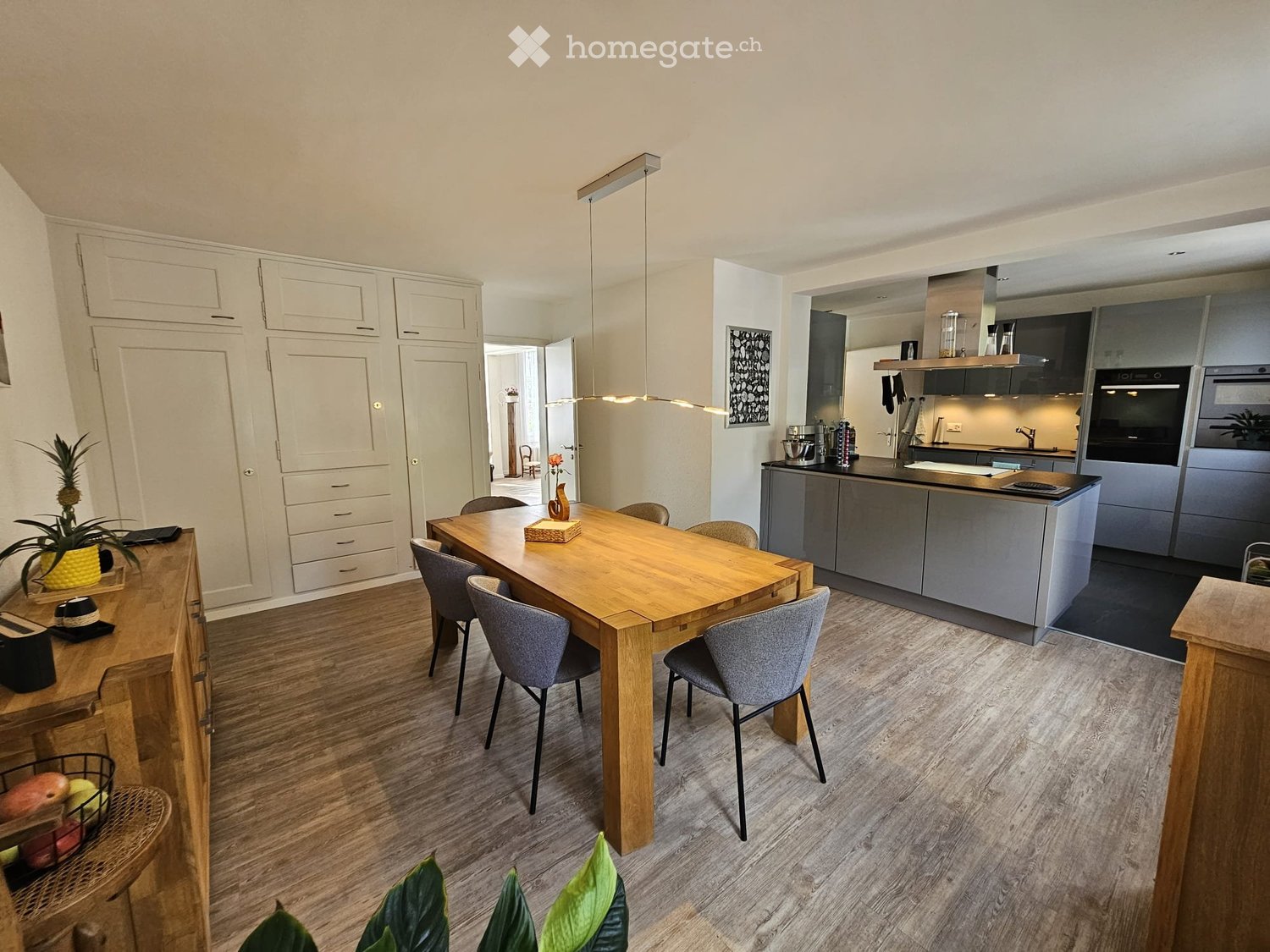 Appartamento di 6 locali, foto 1 di 5