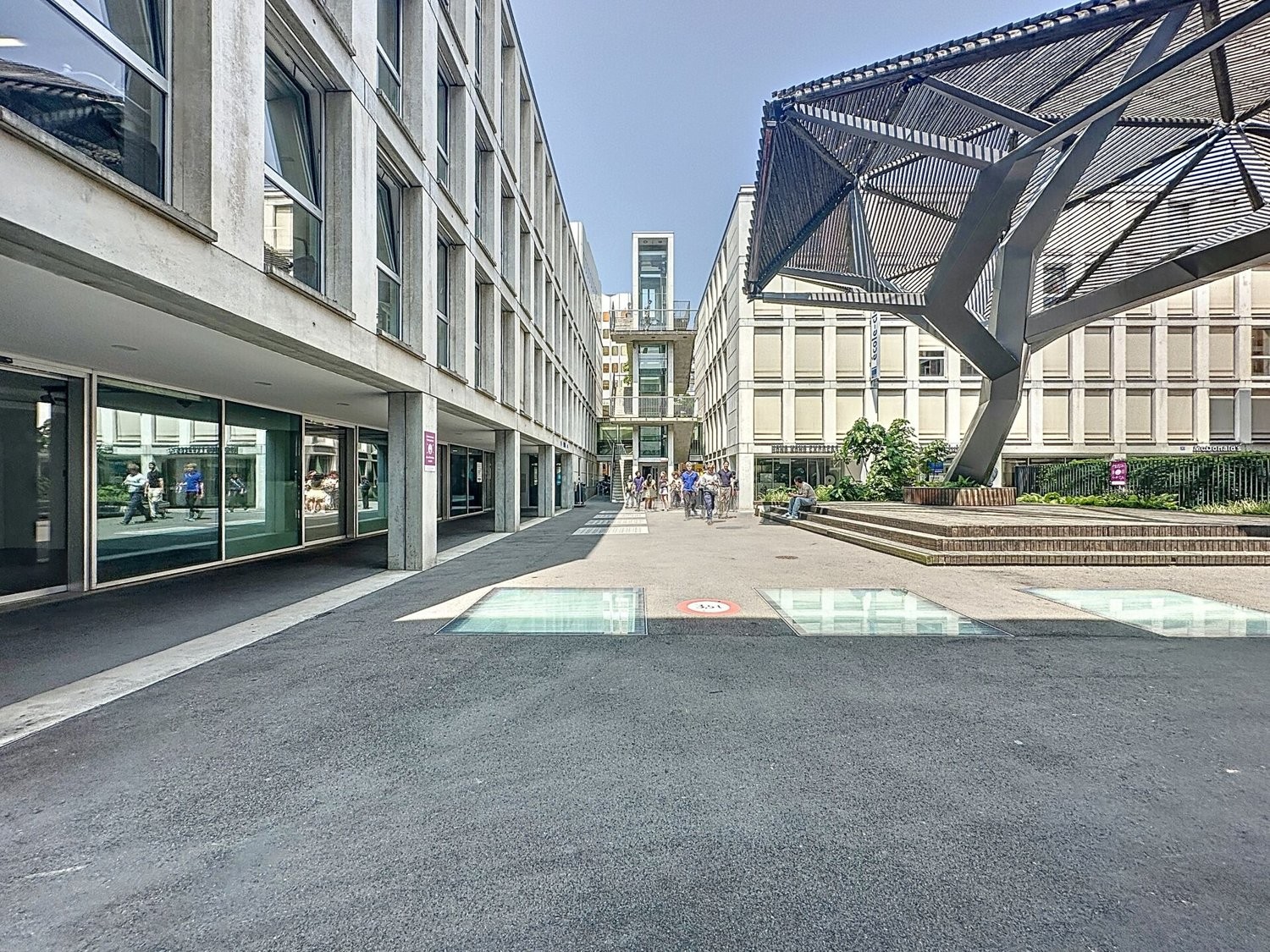negozio di 380m², foto 9 di 9